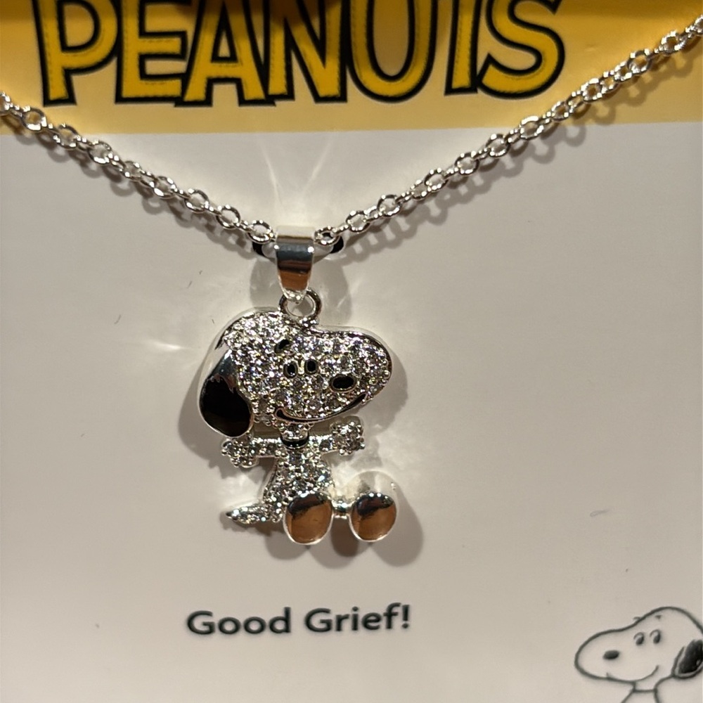 Peanuts Snoopy cubic zirconia necklace - Picture 11 of 16